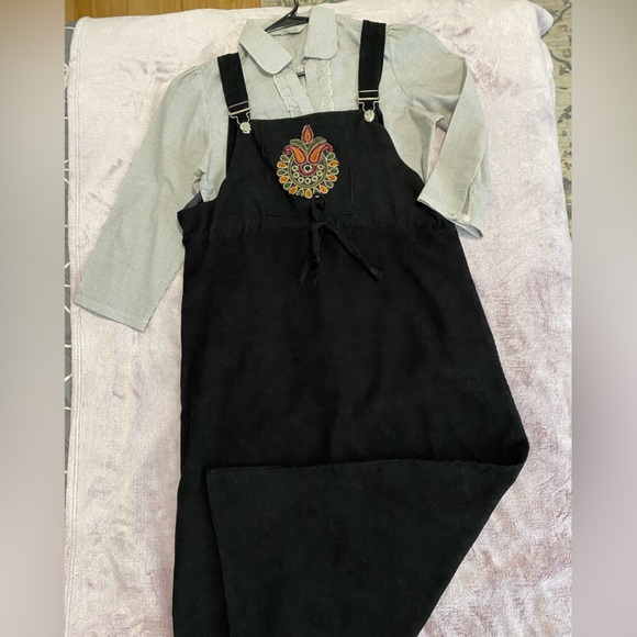 Beautiful corduroy dress - Picture 3 of 5